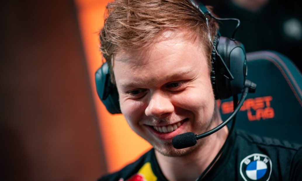 开云体育中国-包含FNC绝杀FPX，Oner极限生还后反打顶尖较量成都决赛之夜，让粉丝疯狂欢呼的词条