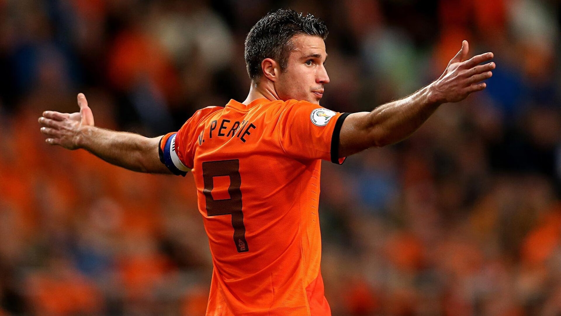 阿森纳喀麦隆引援掀波澜,伊布逆境爆发再证传奇